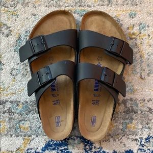 Birkenstock Arizona Softbed- women’s 10-10.5 (41)